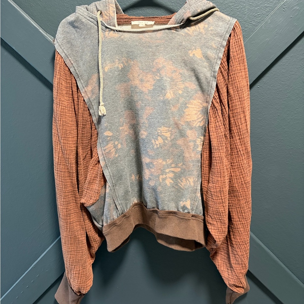 Oli & Hali Distressed Hooded Sweatshirt With Floral Print & Gauze Sleeves